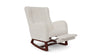 Fauteuil inclinable beige avec repose-pieds extensible et accoudoirs rembourrés.