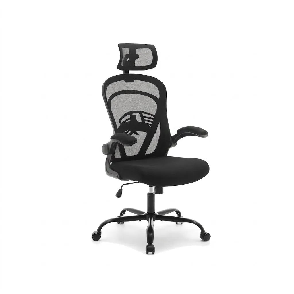 Fauteuil de bureau noir avec assise rembourrée, appui-tête et accoudoirs rabattables