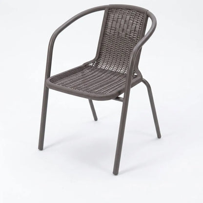 Fauteuil de jardin gris en résine tressée, structure métallique courbée
